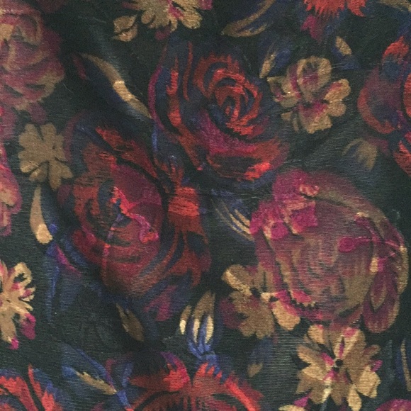 🌸 CLOSET CLOSING-Rare -Vintage VELVETY print skirt - - Picture 4 of 7